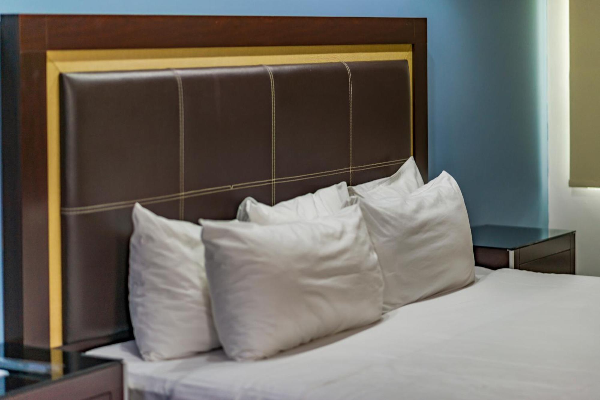 กิงตา โดราดา โฮเต็ล แอนด์ สวีท Hotel ซัลติโญ ภายนอก รูปภาพ